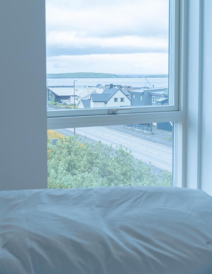 New / Stunning Sea View / Light / 3 Br Apartment Torshavn Bagian luar foto