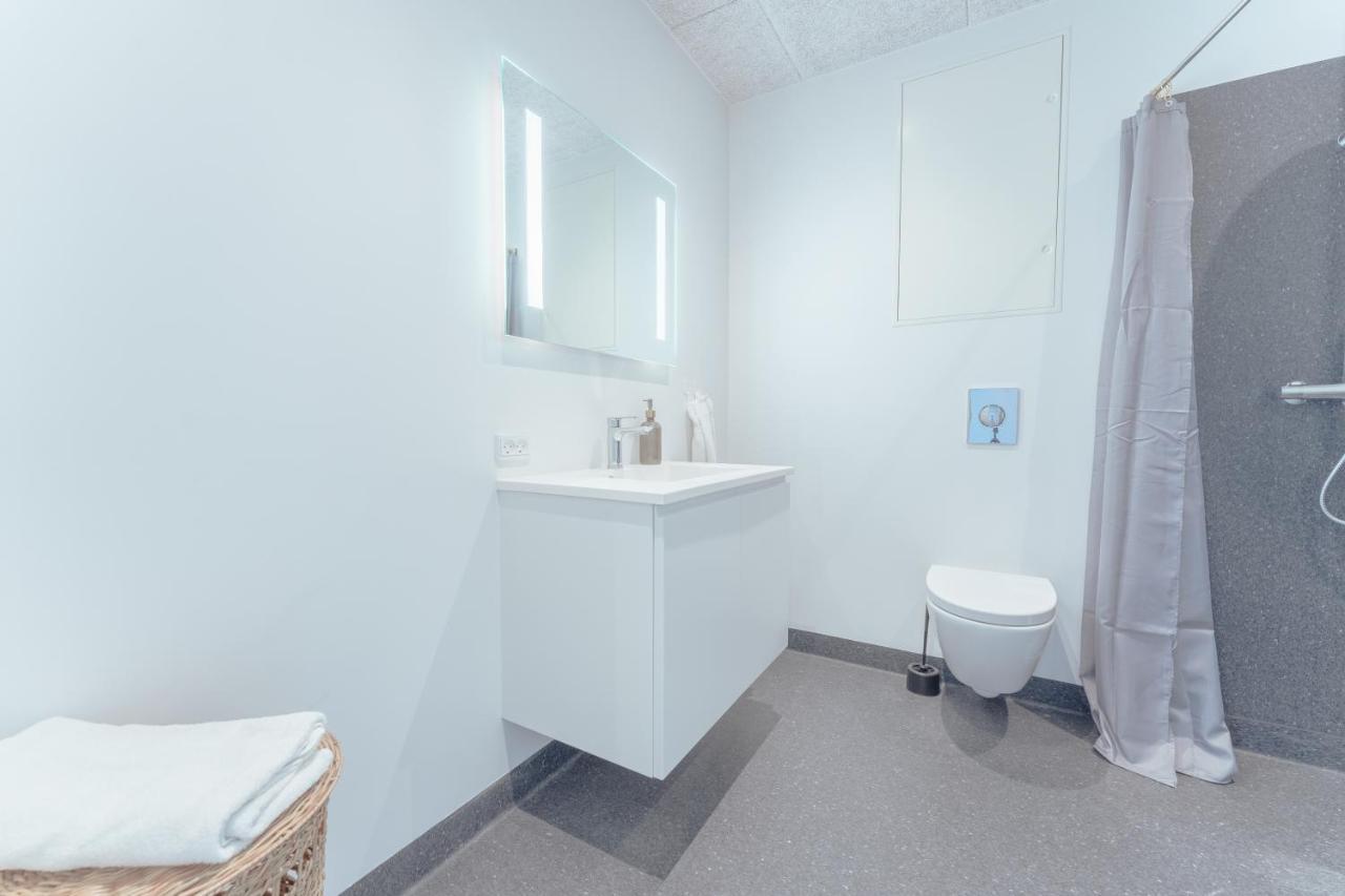New / Stunning Sea View / Light / 3 Br Apartment Torshavn Bagian luar foto